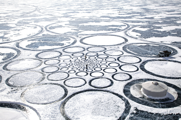 Круги на льду и танцующие льдины