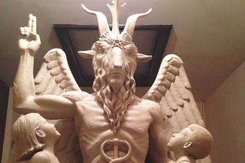 Сатанистам Флориды разрешили выставить свою символику в Капитолии
