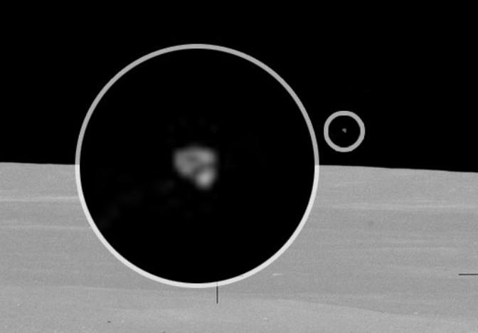 За кораблем Аполлон-15 на Луне следил НЛО