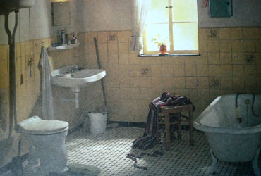 «В моей ванной кто-то жил, стучал по ночам и двигал тазы»