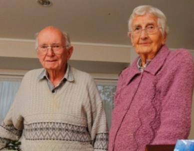 Супруги прожили вместе 67 лет и умерли в один день во сне