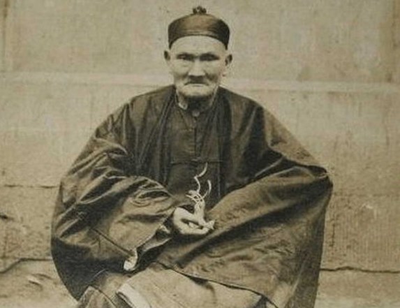 Феномен китайца Ли Цинъюня, который умер в 1933 году в возрасте 256 лет