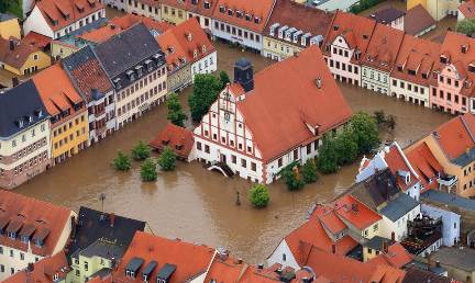 Скорая климатическая катастрофа в Европе: наводнения, пожары и засуха