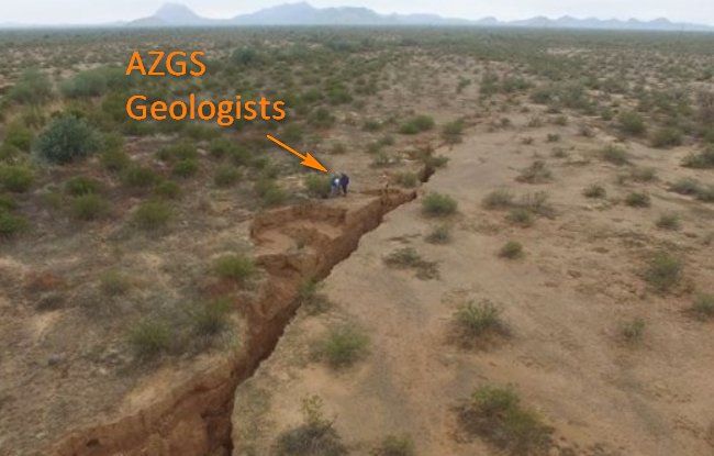 В штате Аризона обнаружили трехкилометровую трещину.