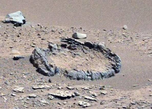 На фото с Марса найдены необычные каменные круги