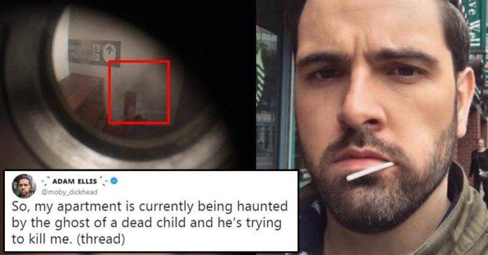 Житель Нью-Йорка уверен, что его преследует призрак ребенка
