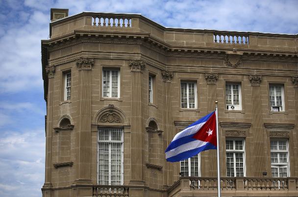 Внешнеполитическая мистика. США высылают кубинских дипломатов из-за «акустического оружия»