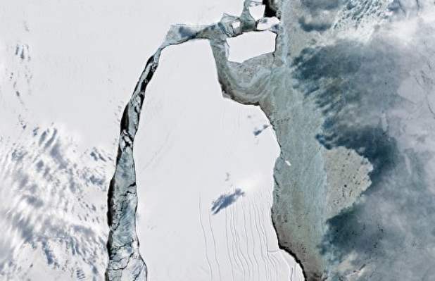 Спутники НАСА наконец получили фото мегаайсберга размером с Эстонию