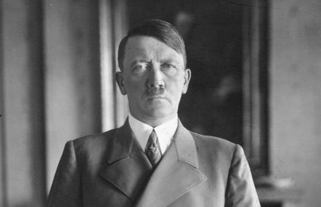 Согласно рассекреченному документу ЦРУ, Гитлер в 1945 году бежал в Латинскую Америку