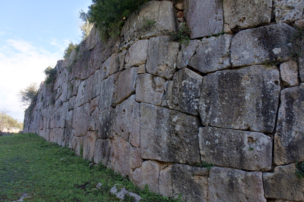 Древние циклопические каменные кладки в Италии 
