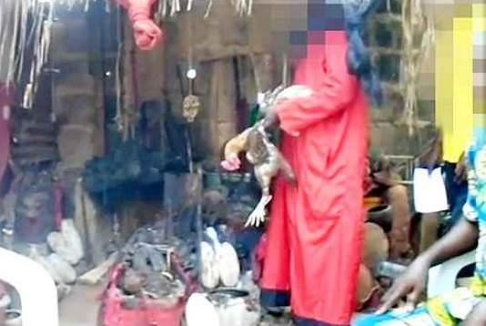 Лондонская медсестра с помощью магии вуду заставляла женщин из Нигерии торговать телом