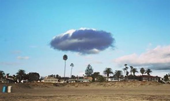 В Сан-Диего засняли странное облако, похожее на замаскированный НЛО