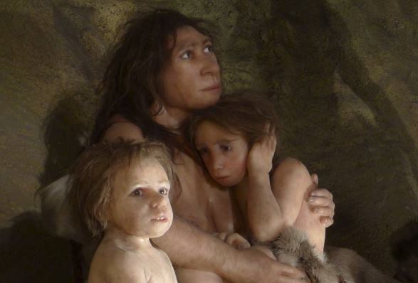 100 тысяч лет назад неандертальцы активно поедали друг друга
