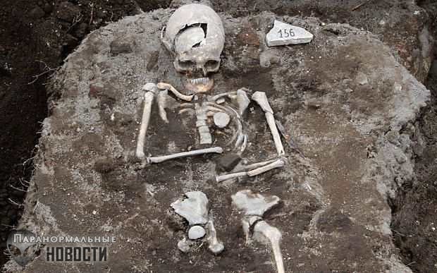 Шесть жутких находок археологов, связанных с древними человеческими скелетами