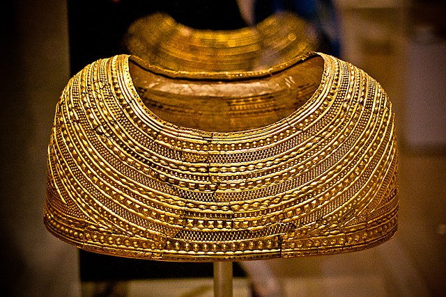 Загадка золотых конусов бронзового века, найденных в Европе