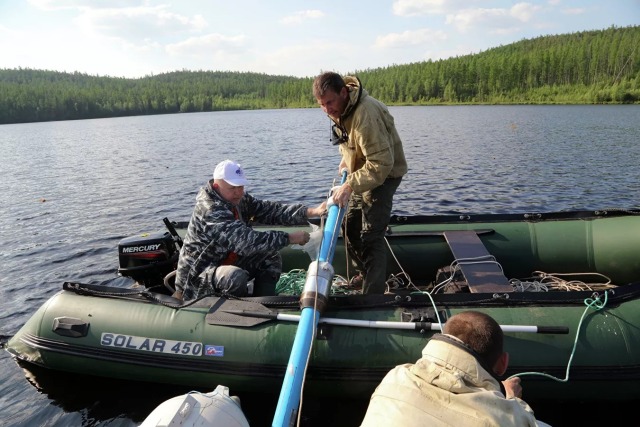 В сибирском озере обнаружили следы Тунгусского метеорита