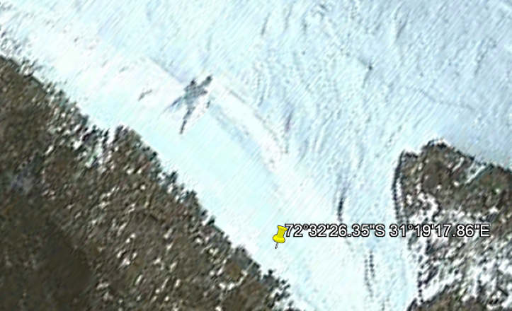 На карте Антарктиды нашли 20-метрового гуманоида