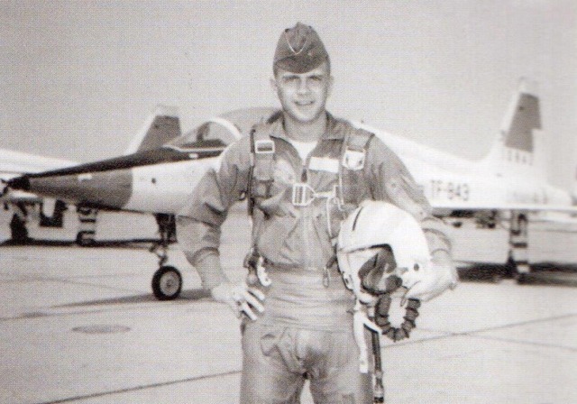 Исчезновение американского пилота Уильяма Шаффнера после того, как он отправился в погоню за НЛО
