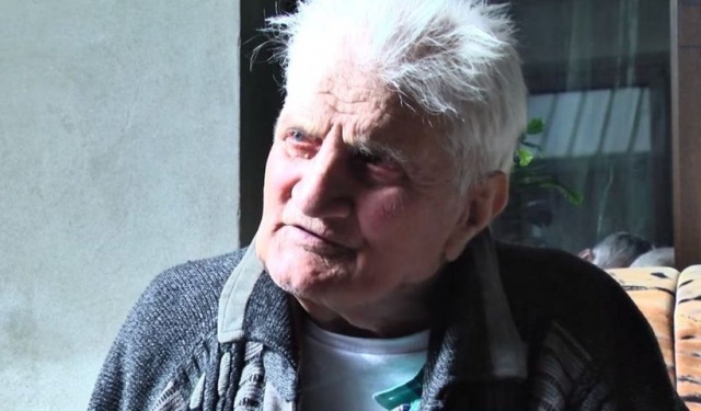 В Румынии мужчина пропал без вести в 1991 году, а на днях его высадили у его дома в той же одежде и без памяти