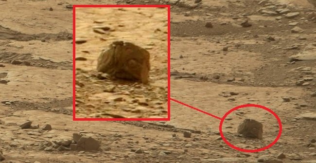 Читать Странная каменная голова с глазом и зубастым ртом найдена на Марсе
