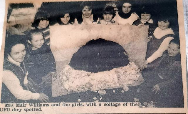 Наблюдение НЛО детьми с учителем в Уэльсе в 1977 году