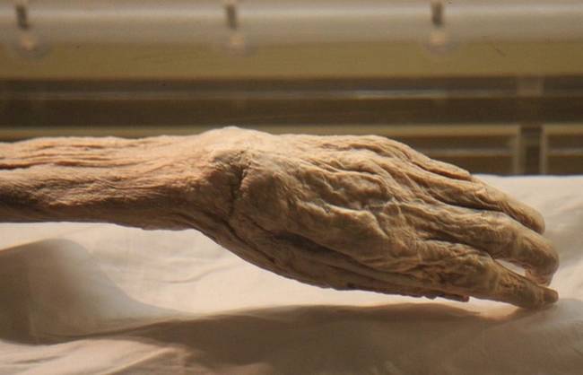 Загадка хорошей сохранности 2100-летней мумии из Китая