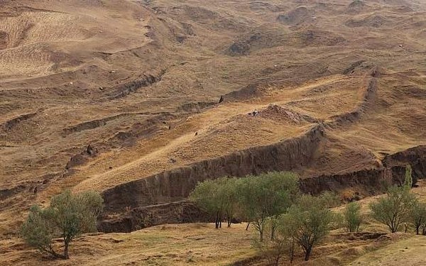 ⛵ Странный объект на горе Арарат, возможно, все-таки остатки Ноева ковчега, а не природное образование