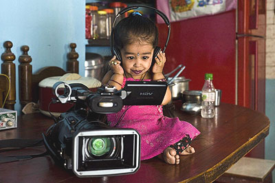 В Индии живет самая маленькая девочка