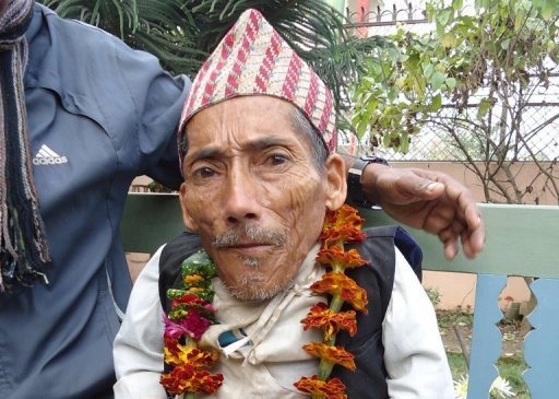 Чандра Бахадур Данги- самый маленький человек и долгожитель (фото +видео)