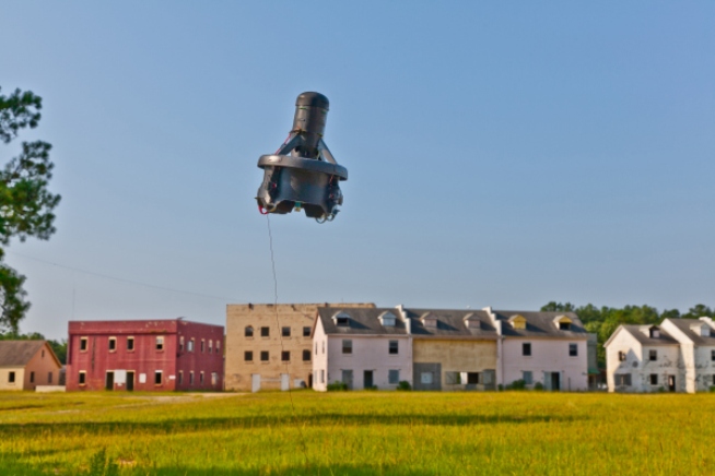 Летающий робот-шпион способен оставаться в воздухе вечно