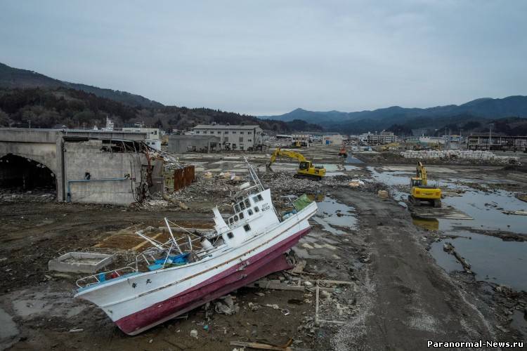 После цунами и землетрясений японцы видят призраки погибших