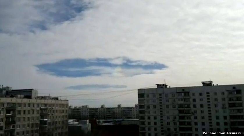 Аномалия над Москвой: Три дыры в небе