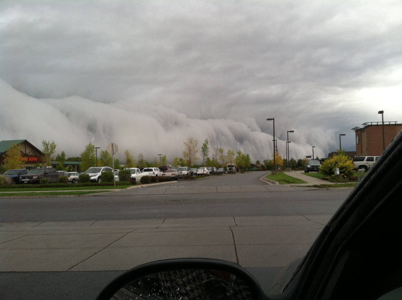 Странные облака напугали жителей штата Монтана