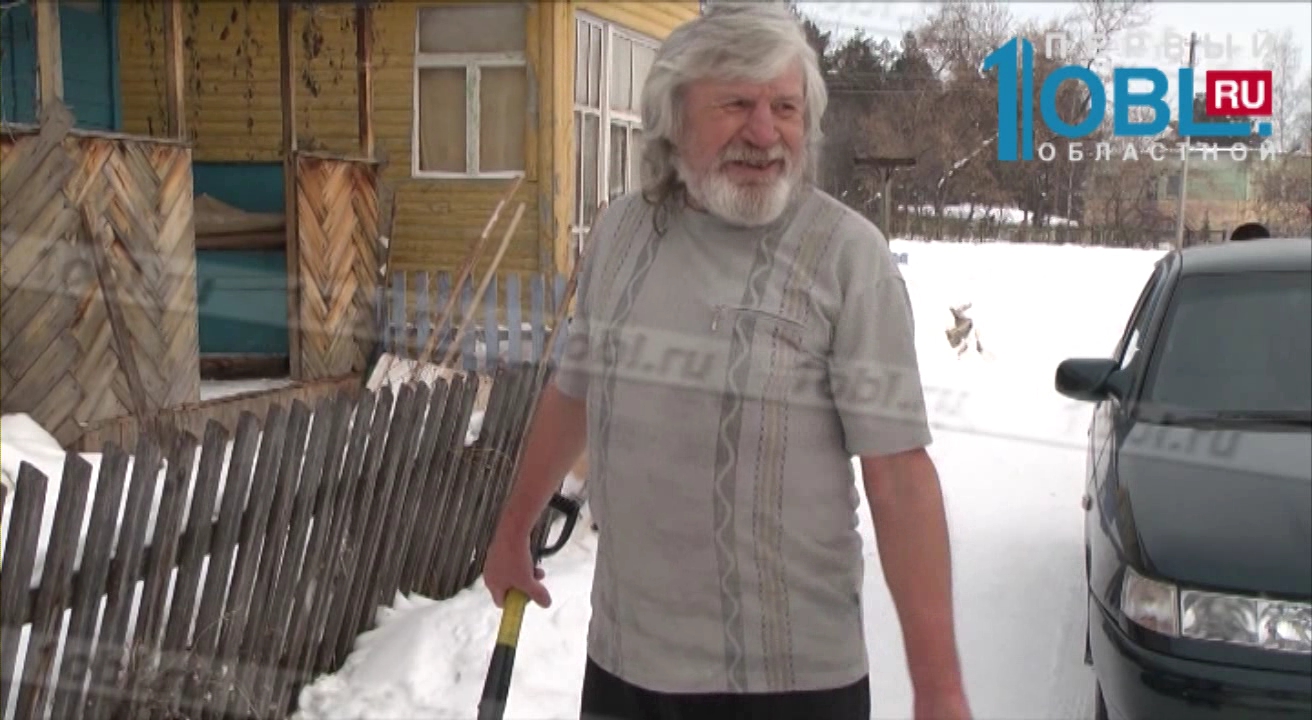 Житель Катав-Ивановска всю зиму ходит только в футболке