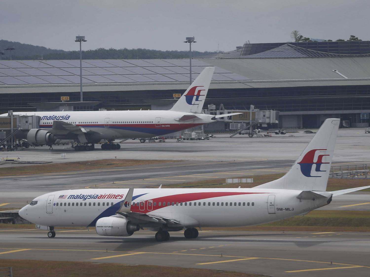 CNN шокирует: самолет рейса MH370 цел, все живы, Боинг сопровождали военные самолеты