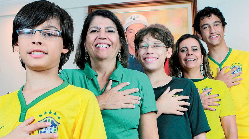 Шестипалая семья из Бразилии