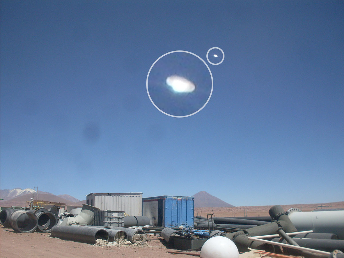 Ученые изучили снимки НЛО, сделанные чилийскими шахтерами