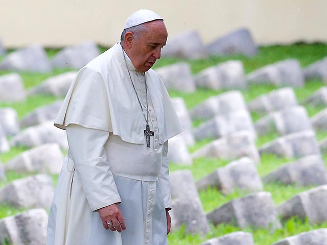 Папа Римский заявил, что "Третья Мировая уже началась"