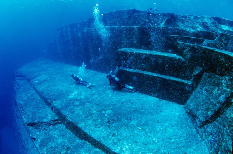 Неожиданная подводная находка ставшая настоящей загадкой (ВИДЕО)