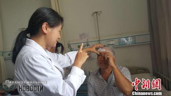 Китаец 2 месяца страдал от головных болей и причина оказалась совершенно неожиданной