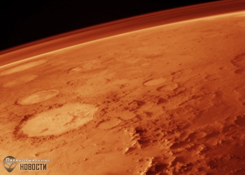 Все-таки там есть жизнь? На Марсе зафиксировали необычные скачки уровня кислорода