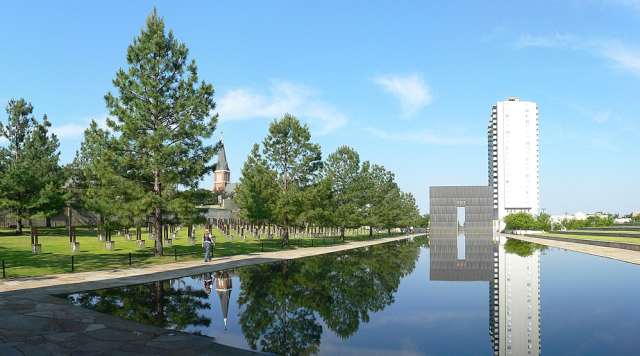 Национальный Мемориал Оклахома-Сити - wikipedia.org/CC BY-SA 3.0