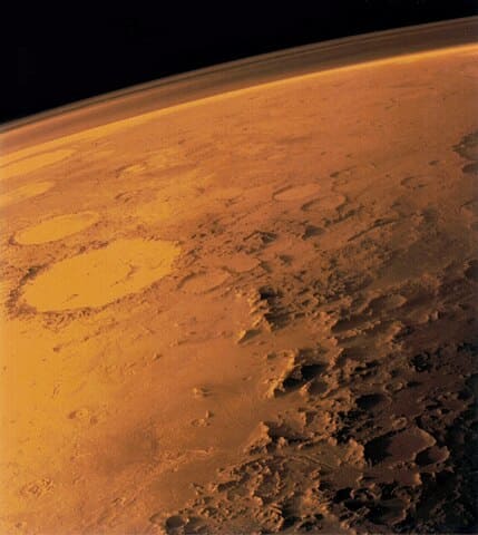 Ученые выбрали места для поиска жизни на Марсе
