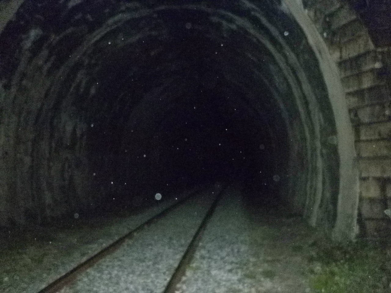 В Кругобайкальских железнодорожных туннелях ищут призраков