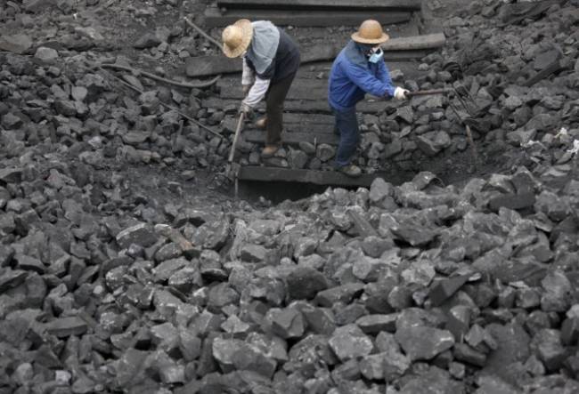 Китайский шахтер 17 лет выживал в завале под землей