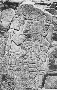 Фрагмент рельефа в храме Серро-Сечин